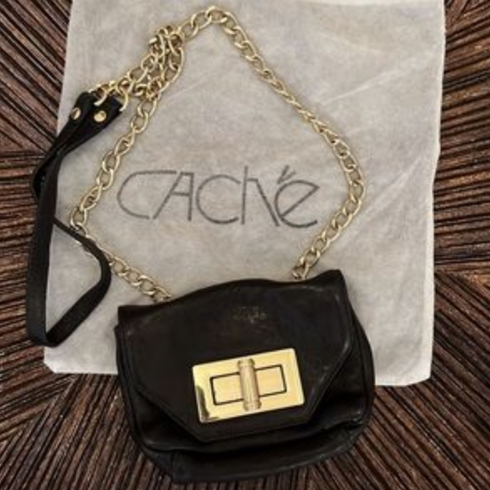 Cache Small Crossbody
